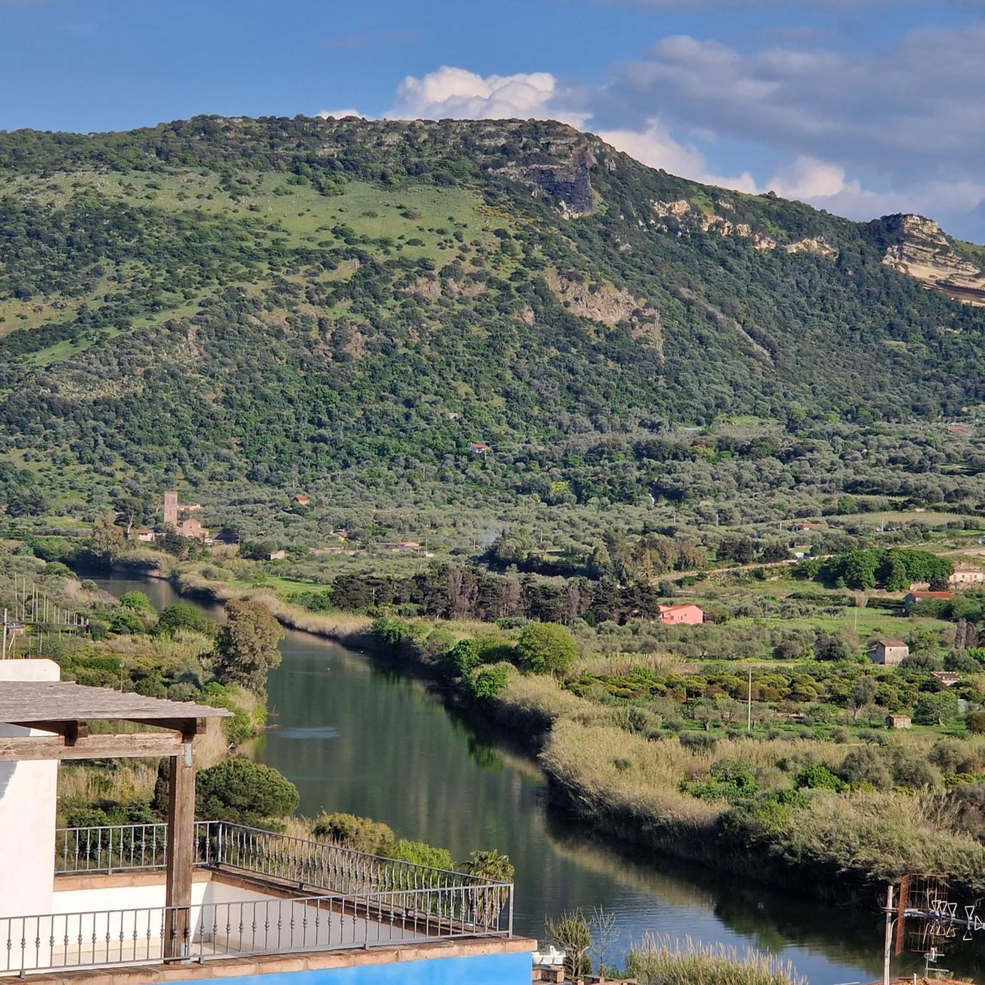 Casa Muruidda Di Mario Stara Bosa Buitenkant foto